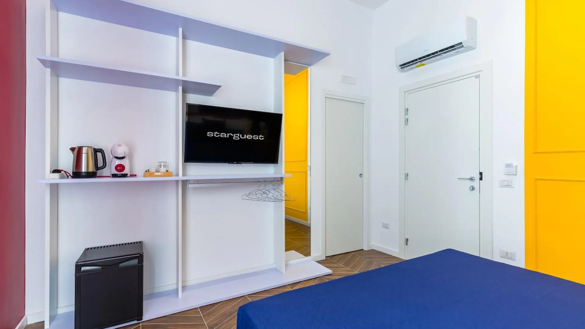 Hotel Starguest Duomo Napoli Italia