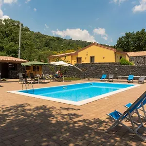 https://viola-nel-parco.sicilyhotelsitaly.net