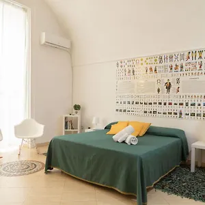  Holiday home Neapolitan Style Apartrment
