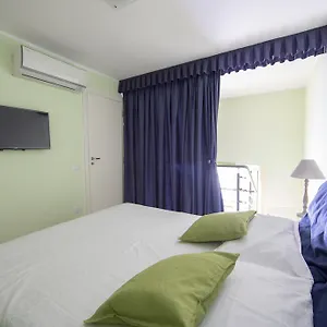  Apartment Aristovascio