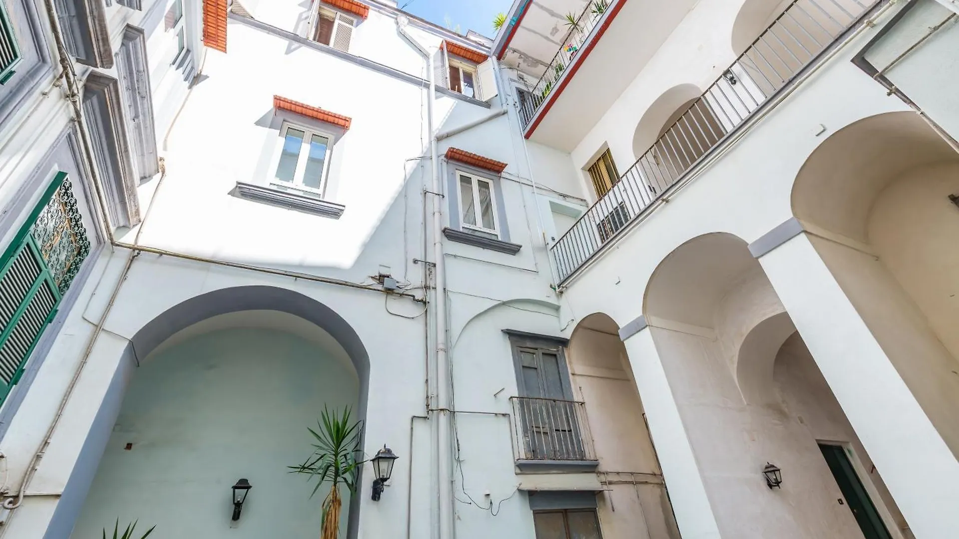 Gasthof Hotel Starguest Duomo Neapel Italien